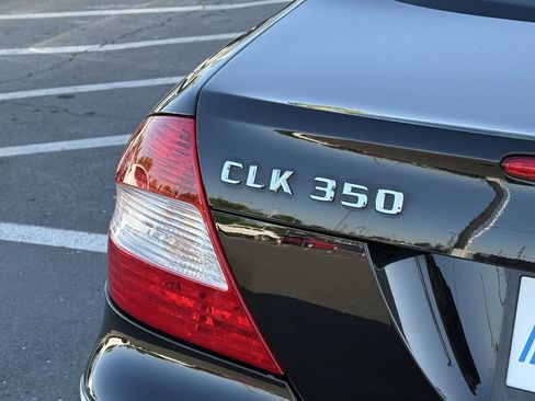 Used 2009 Mercedes-Benz CLK 350 Coupe image 19
