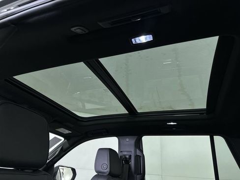 New 2026 GMC Yukon Denali w/ Sun & Power Step Package AWD/4WD image 20