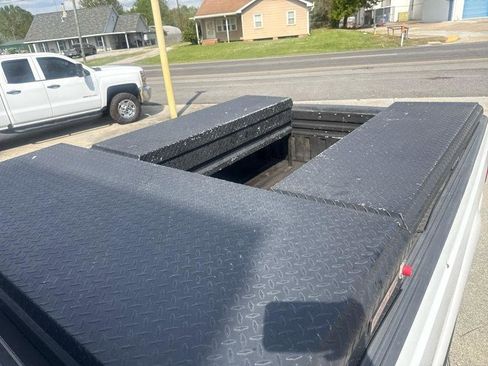 Used 2012 Ford F250 XL w/ XL Value Pkg image 10