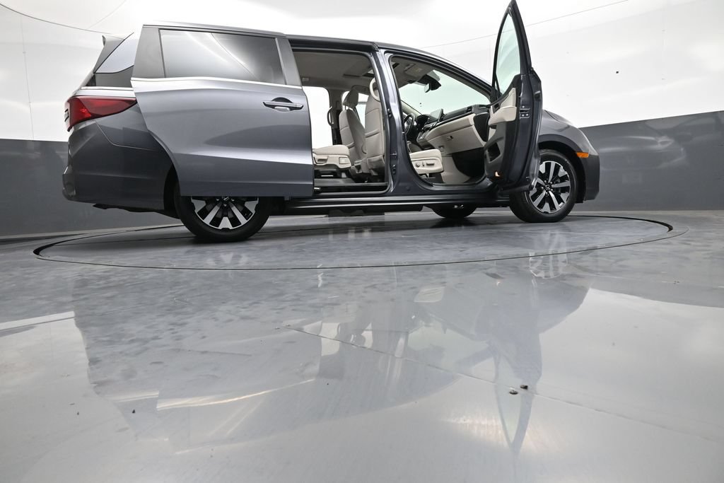 Certified 2025 Honda Odyssey EX-L image 51