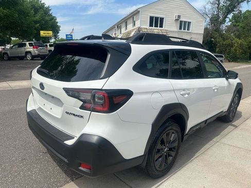 Used 2025 Subaru Outback Onyx Edition AWD/4WD image 6