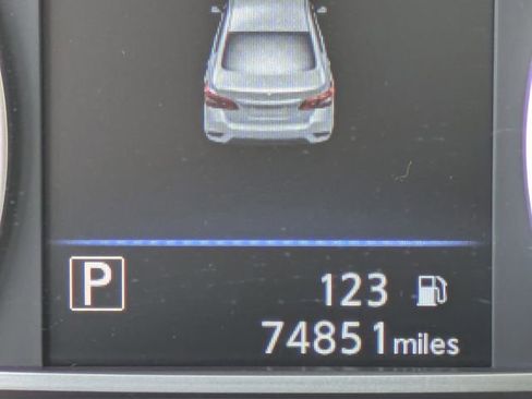 Used 2019 Nissan Sentra SV image 23