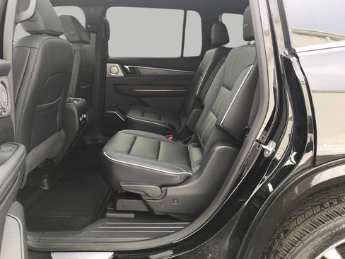 Certified 2025 Buick Enclave Avenir w/ Super Cruise Package image 26