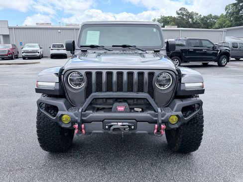 Used 2022 Jeep Wrangler Unlimited Rubicon w/ LED Lighting Group AWD/4WD image 3