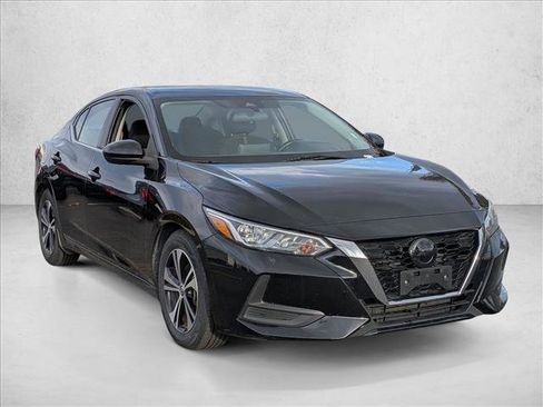 Used 2022 Nissan Sentra SV image 3