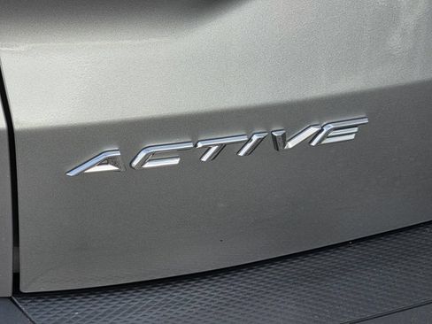 Used 2024 Ford Escape Active w/ Cold Weather Package FWD image 31