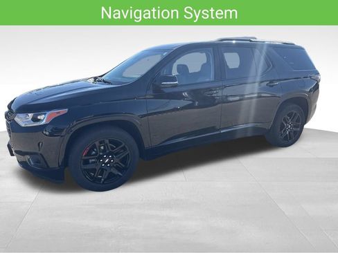 Used 2020 Chevrolet Traverse Premier w/ Redline Edition AWD/4WD image 5