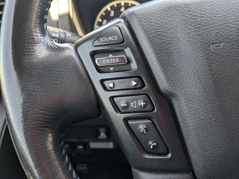 Used 2023 Nissan Frontier SV w/ SV Convenience Package AWD/4WD image 17