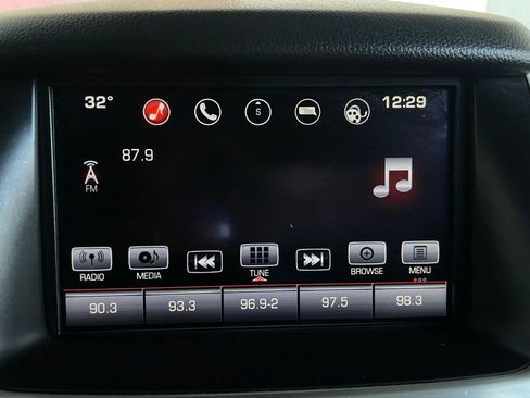 Used 2016 GMC Yukon XL SLT w/ Open Road Package image 45