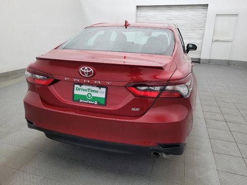 Used 2021 Toyota Camry SE FWD image 7