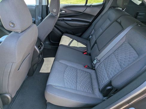 Used 2020 Chevrolet Equinox LT FWD image 28