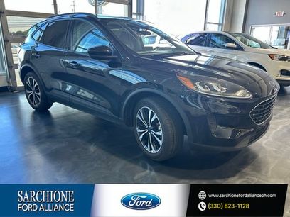 Used 2021 Ford Escape SE w/ SE Sport Appearance Package
