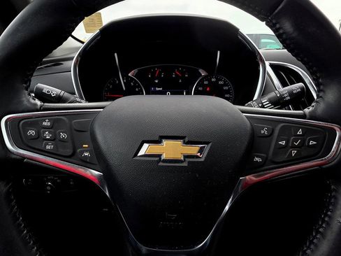 Used 2021 Chevrolet Equinox LT AWD/4WD image 25