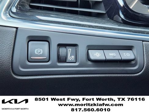 Used 2023 Cadillac XT5 Premium Luxury w/ Technology Package FWD image 20