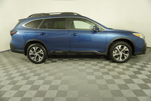 Used 2020 Subaru Outback Limited XT w/ Popular Package #2 AWD/4WD image 8