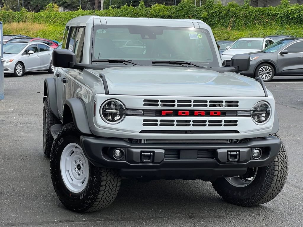 New 2026 Ford Bronco Heritage Edition AWD/4WD image 1