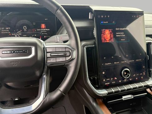 Certified 2025 GMC Yukon XL Denali image 16