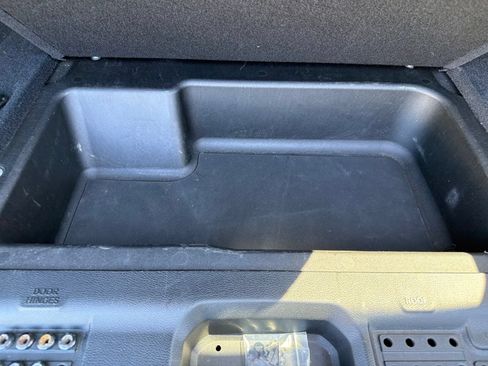 Used 2020 Jeep Wrangler Unlimited Sahara w/ Uconnect 4C Nav & Sound Group AWD/4WD image 16