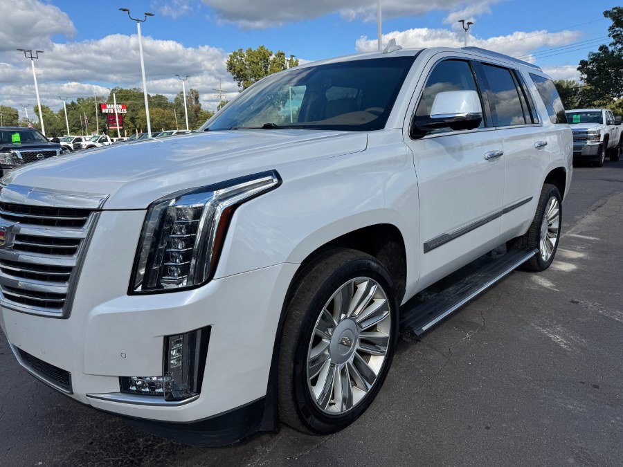 Used 2016 Cadillac Escalade Platinum AWD/4WD image 9