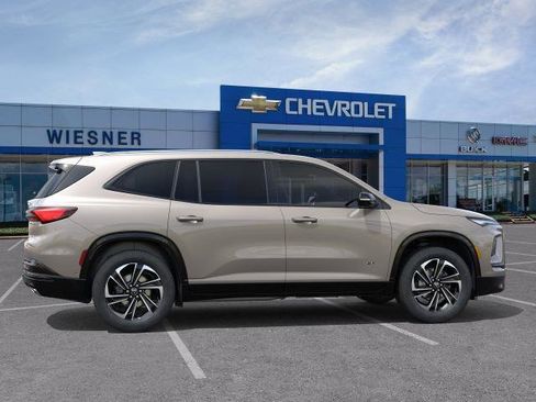 Used 2026 Buick Enclave Sport Touring w/ Power Package FWD image 5