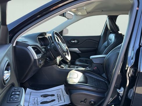 Used 2022 Jeep Cherokee Latitude w/ Trailer Tow Group image 20