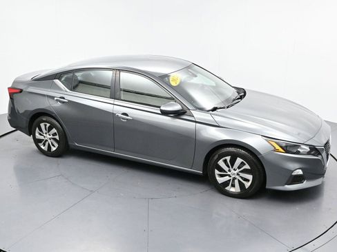 Used 2022 Nissan Altima 2.5 S FWD image 34