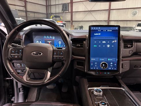 Used 2022 Ford Expedition Max Limited AWD/4WD image 30