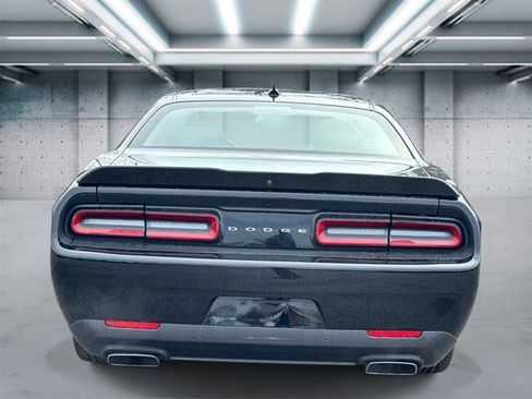 Used 2021 Dodge Challenger R/T RWD image 5