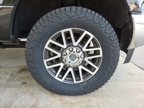 Used 2018 Ford F350 Lariat w/ Lariat Ultimate Package AWD/4WD image 86