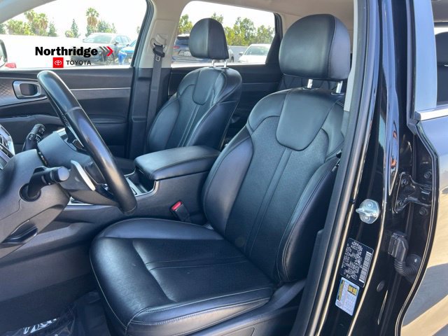 Used 2023 Kia Sorento EX FWD image 13