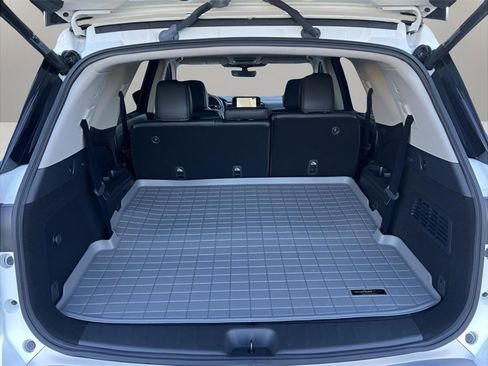 Used 2024 Nissan Pathfinder SL image 23