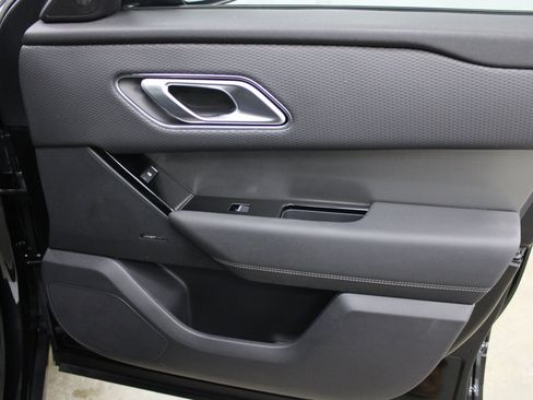 Used 2022 Land Rover Range Rover Velar S image 29