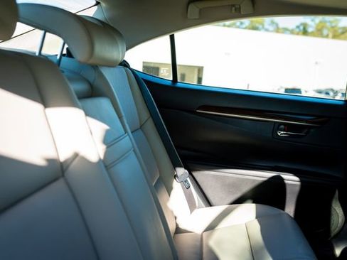 Used 2015 Lexus ES 350 image 24