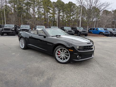 Used 2011 Chevrolet Camaro SS w/ RS Package image 3