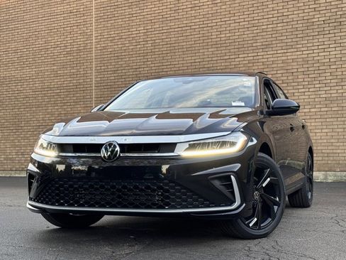 New 2025 Volkswagen Jetta SE image 35