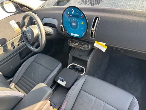 Certified 2025 MINI Cooper Countryman S AWD/4WD image 29