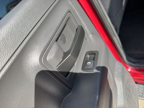 Used 2012 RAM 1500 Express image 21