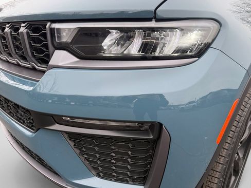 New 2026 Jeep Grand Cherokee Limited image 22