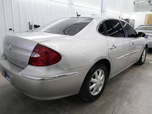 Used 2006 Buick LaCrosse CXL w/ Chrome Appearance Package FWD image 15