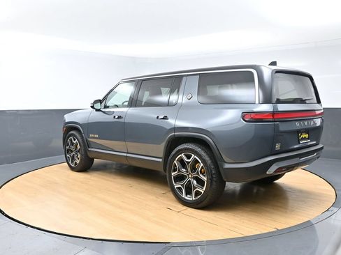 Used 2023 Rivian R1S Adventure AWD/4WD image 6