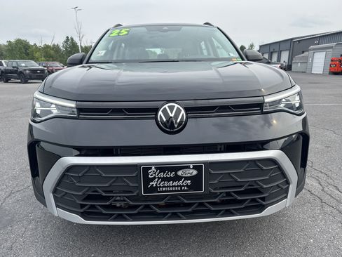 Used 2025 Volkswagen Taos S AWD/4WD image 9