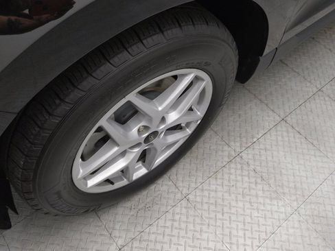 Used 2024 Ford Edge SEL image 31