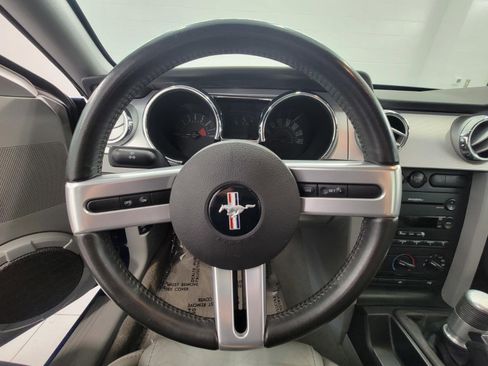 Used 2006 Ford Mustang GT Premium RWD image 5