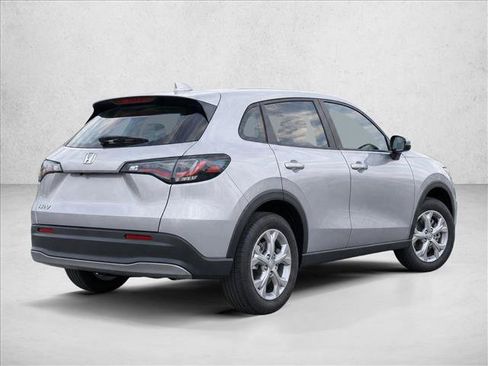 Used 2023 Honda HR-V LX image 7