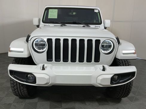 Used 2021 Jeep Wrangler Unlimited Sahara image 3