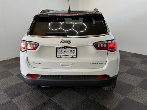 Certified 2024 Jeep Compass Limited AWD/4WD image 10