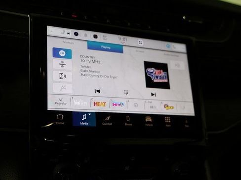 New 2025 Jeep Grand Cherokee Limited w/ Black Appearance Package image 20