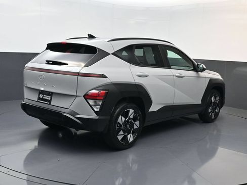Certified 2025 Hyundai Kona SEL FWD image 4