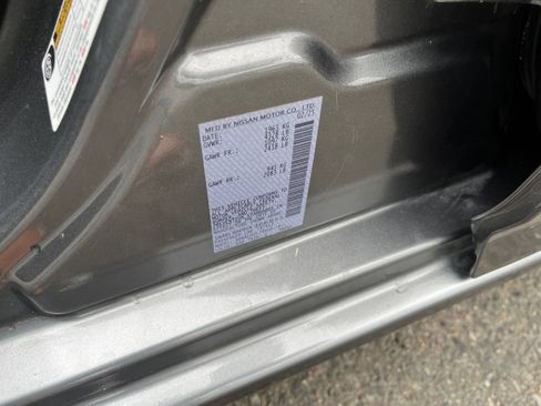 Used 2025 Nissan Altima 2.5 SV FWD image 29