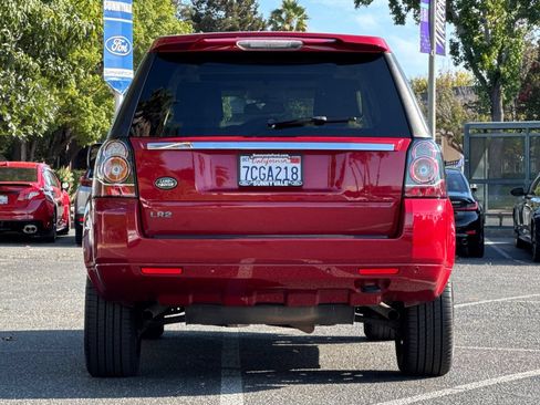 Used 2013 Land Rover LR2 AWD/4WD image 5